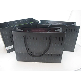 Custom Logo printing paper bag Luxury Black Bag UV Paper Bag with rope handle